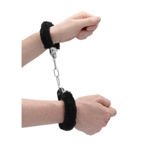 Ondeugende Pluizige Handboeien - Pleasure Handcuffs Furry - EroticToyzProducten,Toys,Fetish,Boeien,Handboeien,,GeslachtsneutraalOuch! by Shots